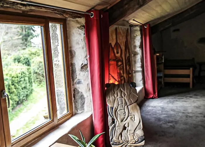 De Lascours Inn