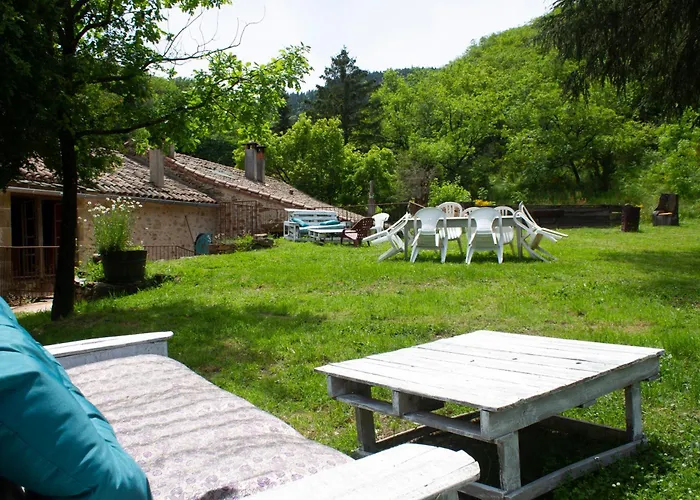 De Lascours Inn *